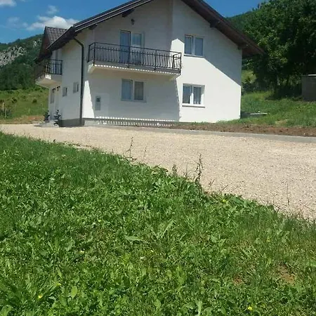 Holiday Cacko Bihac